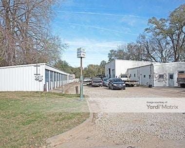 Storage Units for Rent available at 615 Maple Street, Lawrence, KS 66044