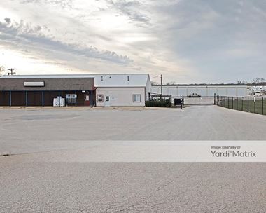 Storage Units for Rent available at 1423 East 900 Road, Lawrence, KS 66049