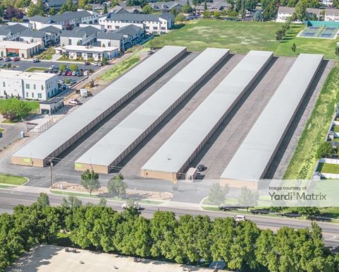 Source URL: https://cdnsc.rentcafe.com/dmslivecafe/3/1073863/1073863-1-2.jpg?width=-1&height=385&quality=80