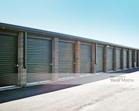 Source URL: https://cdnsc.rentcafe.com/dmslivecafe/3/1073915/1073915-1-4.jpg?width=-1&height=385&quality=80