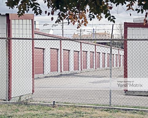 Source URL: https://cdnsc.rentcafe.com/dmslivecafe/3/1073919/1073919-1-3.jpg?width=-1&height=385&quality=80