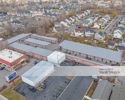 Source URL: https://cdnsc.rentcafe.com/dmslivecafe/3/1073924/1073924-1-2.jpg?width=-1&height=385&quality=80