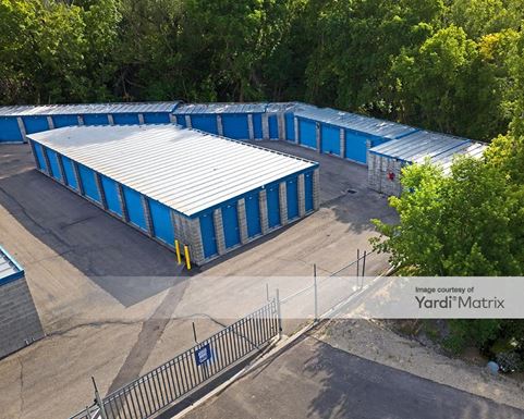 Source URL: https://cdnsc.rentcafe.com/dmslivecafe/3/1073938/1073938-1-2.jpg?width=-1&height=385&quality=80