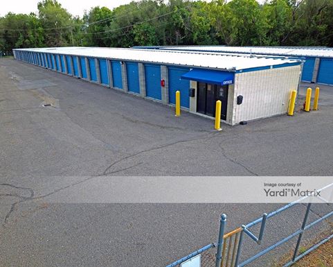 Source URL: https://cdnsc.rentcafe.com/dmslivecafe/3/1073938/1073938-1-6.jpg?width=-1&height=385&quality=80