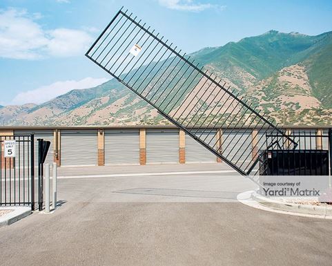 Source URL: https://cdnsc.rentcafe.com/dmslivecafe/3/1073950/1073950-1-2.jpg?width=-1&height=385&quality=80