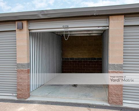 Source URL: https://cdnsc.rentcafe.com/dmslivecafe/3/1073950/1073950-1-6.jpg?width=-1&height=385&quality=80