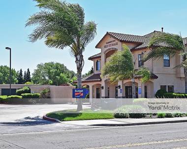 Storage Units for Rent available at 818 Hammertown Drive, Stockton, CA 95210