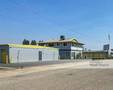 Storage Units for Rent available at 5090 North Weber Avenue, Fresno, CA 93722
