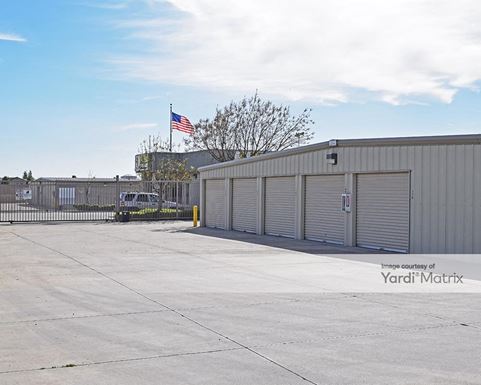 Source URL: https://cdnsc.rentcafe.com/dmslivecafe/3/1073964/1073964-1-4.jpg?width=-1&height=385&quality=80