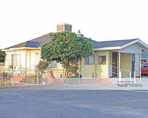 Source URL: https://cdnsc.rentcafe.com/dmslivecafe/3/1073988/1073988-1-4.jpg?width=-1&height=385&quality=80