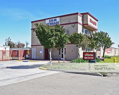 Storage Units for Rent available at 2660 Turnpike Road, Stockton, CA 95206
