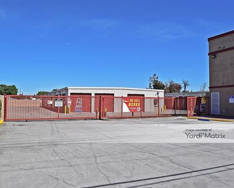 Source URL: https://cdnsc.rentcafe.com/dmslivecafe/3/1073995/1073995-1-5.jpg?width=-1&height=385&quality=80