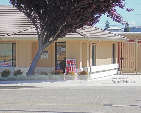 Source URL: https://cdnsc.rentcafe.com/dmslivecafe/3/1074000/1074000-1-3.jpg?width=-1&height=385&quality=80