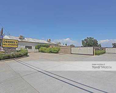 Storage Units for Rent available at 800 North Ben Maddox Way, Visalia, CA 93292