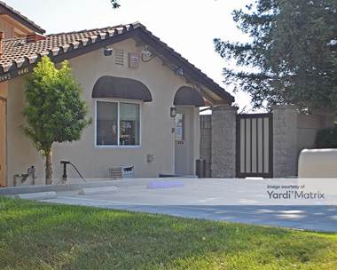 Storage Units for Rent available at 4441 West Herndon Avenue, Fresno, CA 93722