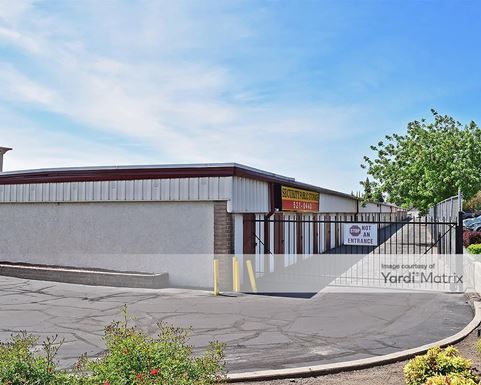 Source URL: https://cdnsc.rentcafe.com/dmslivecafe/3/1074017/1074017-1-3.jpg?width=-1&height=385&quality=80