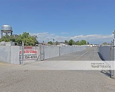 Storage Units for Rent available at 1120 North Santa Fe Street, Visalia, CA 93292