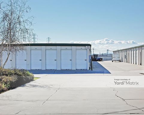 Source URL: https://cdnsc.rentcafe.com/dmslivecafe/3/1074023/1074023-1-5.jpg?width=-1&height=385&quality=80