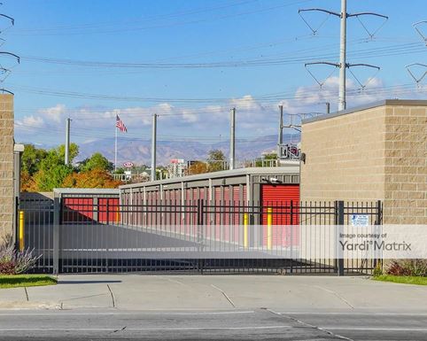 Source URL: https://cdnsc.rentcafe.com/dmslivecafe/3/1074035/1074035-1-2.jpg?width=-1&height=385&quality=80