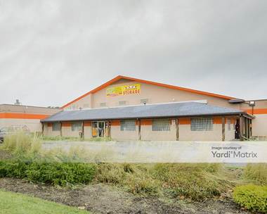 Storage Units for Rent available at 26400 Eight Mile Road, Southfield, MI 48033