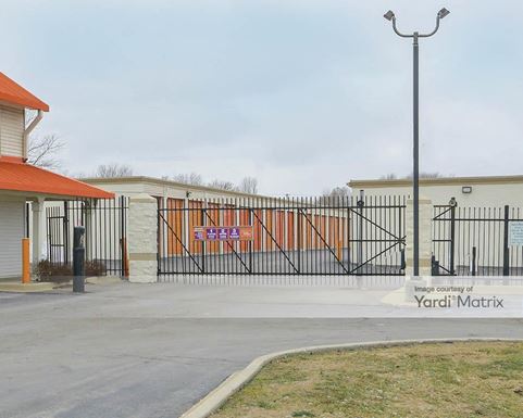 Source URL: https://cdnsc.rentcafe.com/dmslivecafe/3/1074057/1074057-1-4.jpg?width=-1&height=385&quality=80