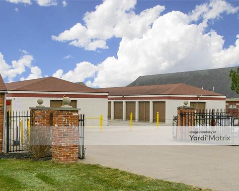 Source URL: https://cdnsc.rentcafe.com/dmslivecafe/3/1074077/1074077-1-2.jpg?width=-1&height=385&quality=80