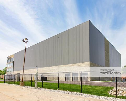 Source URL: https://cdnsc.rentcafe.com/dmslivecafe/3/1074100/1074100-1-3.jpg?width=-1&height=385&quality=80