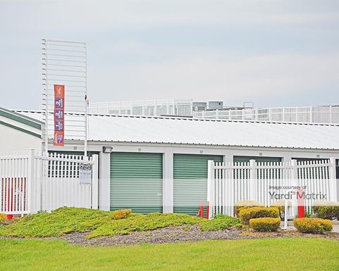 Source URL: https://cdnsc.rentcafe.com/dmslivecafe/3/1074110/1074110-1-3.jpg?width=-1&height=385&quality=80