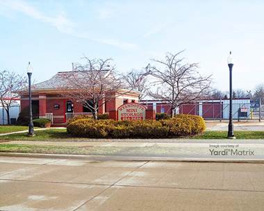 Storage Units for Rent available at 2091 7th Street, Wyandotte, MI 48192