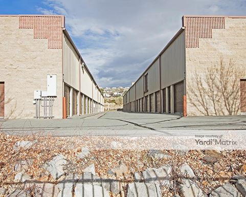 Source URL: https://cdnsc.rentcafe.com/dmslivecafe/3/1074212/1074212-1-2.jpg?width=-1&height=385&quality=80