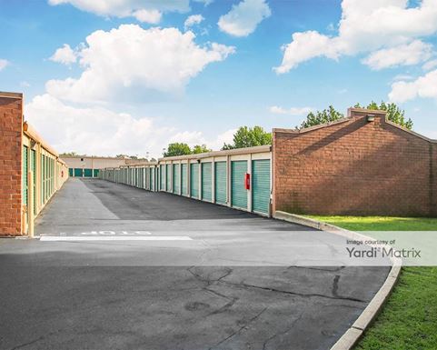 Source URL: https://cdnsc.rentcafe.com/dmslivecafe/3/1074246/1074246-1-2.jpg?width=-1&height=385&quality=80