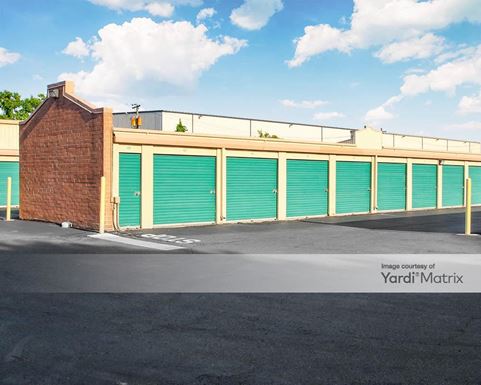 Source URL: https://cdnsc.rentcafe.com/dmslivecafe/3/1074246/1074246-1-3.jpg?width=-1&height=385&quality=80