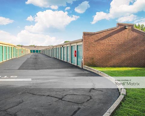 Source URL: https://cdnsc.rentcafe.com/dmslivecafe/3/1074246/1074246-1-5.jpg?width=-1&height=385&quality=80