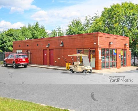 Source URL: https://cdnsc.rentcafe.com/dmslivecafe/3/1074261/1074261-1-2.jpg?width=-1&height=385&quality=80