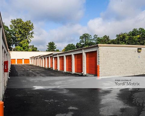 Source URL: https://cdnsc.rentcafe.com/dmslivecafe/3/1074305/1074305-1-4.jpg?width=-1&height=385&quality=80