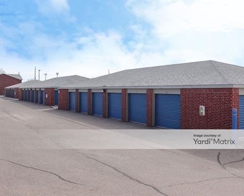 Source URL: https://cdnsc.rentcafe.com/dmslivecafe/3/1074322/1074322-1-5.jpg?width=-1&height=385&quality=80