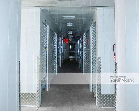 Source URL: https://cdnsc.rentcafe.com/dmslivecafe/3/1074356/1074356-1-3.jpg?width=-1&height=385&quality=80