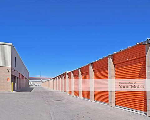 Source URL: https://cdnsc.rentcafe.com/dmslivecafe/3/1074358/1074358-1-4.jpg?width=-1&height=385&quality=80