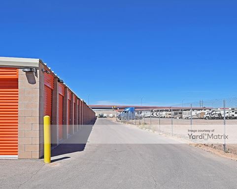 Source URL: https://cdnsc.rentcafe.com/dmslivecafe/3/1074358/1074358-1-5.jpg?width=-1&height=385&quality=80