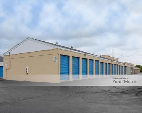 Source URL: https://cdnsc.rentcafe.com/dmslivecafe/3/1074360/1074360-1-4.jpg?width=-1&height=385&quality=80