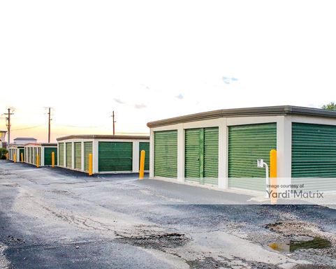 Source URL: https://cdnsc.rentcafe.com/dmslivecafe/3/1074365/1074365-1-5.jpg?width=-1&height=385&quality=80