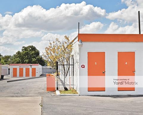 Source URL: https://cdnsc.rentcafe.com/dmslivecafe/3/1074388/1074388-1-3.jpg?width=-1&height=385&quality=80