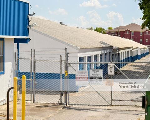 Source URL: https://cdnsc.rentcafe.com/dmslivecafe/3/1074389/1074389-1-2.jpg?width=-1&height=385&quality=80