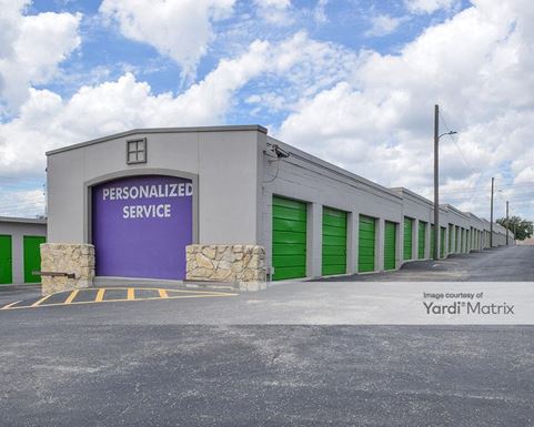 Source URL: https://cdnsc.rentcafe.com/dmslivecafe/3/1074393/1074393-1-2.jpg?width=-1&height=385&quality=80