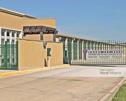 Source URL: https://cdnsc.rentcafe.com/dmslivecafe/3/1074394/1074394-1-5.jpg?width=-1&height=385&quality=80