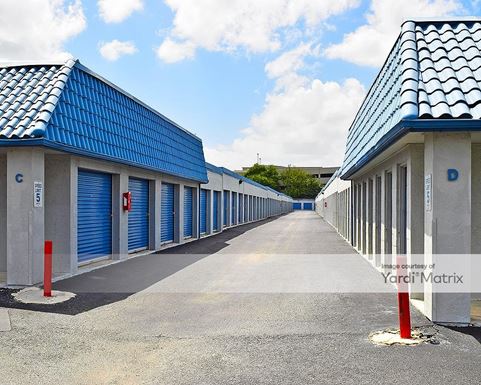 Source URL: https://cdnsc.rentcafe.com/dmslivecafe/3/1074404/1074404-1-3.jpg?width=-1&height=385&quality=80