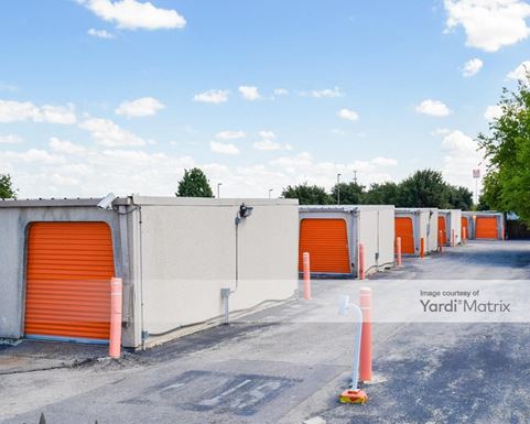 Source URL: https://cdnsc.rentcafe.com/dmslivecafe/3/1074413/1074413-1-4.jpg?width=-1&height=385&quality=80