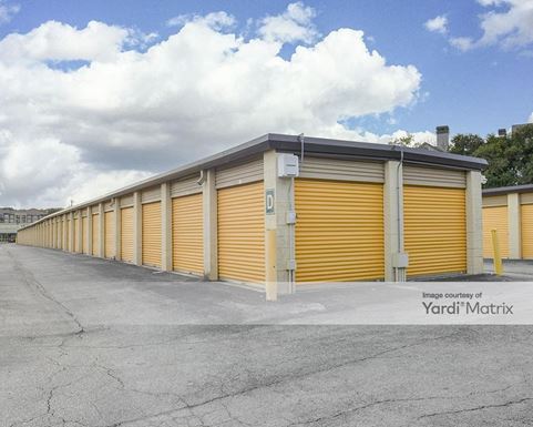 Source URL: https://cdnsc.rentcafe.com/dmslivecafe/3/1074418/1074418-1-5.jpg?width=-1&height=385&quality=80