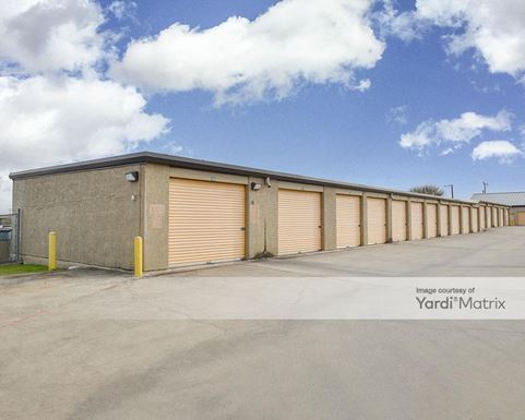 Source URL: https://cdnsc.rentcafe.com/dmslivecafe/3/1074419/1074419-1-5.jpg?width=-1&height=385&quality=80