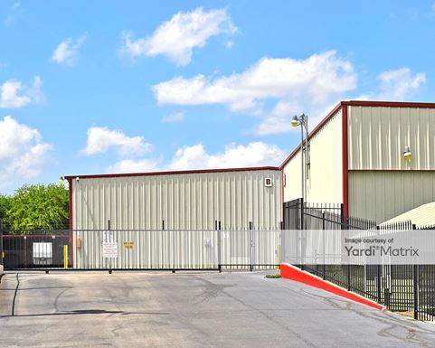 Source URL: https://cdnsc.rentcafe.com/dmslivecafe/3/1074421/1074421-1-2.jpg?width=-1&height=385&quality=80